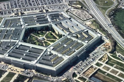 In Pentagon Leak, the Problem Is What’s Classified, Not What Got Out